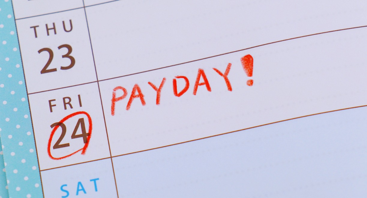 Calendrier avec PAYDAY marqué le jour du versement de salaire
